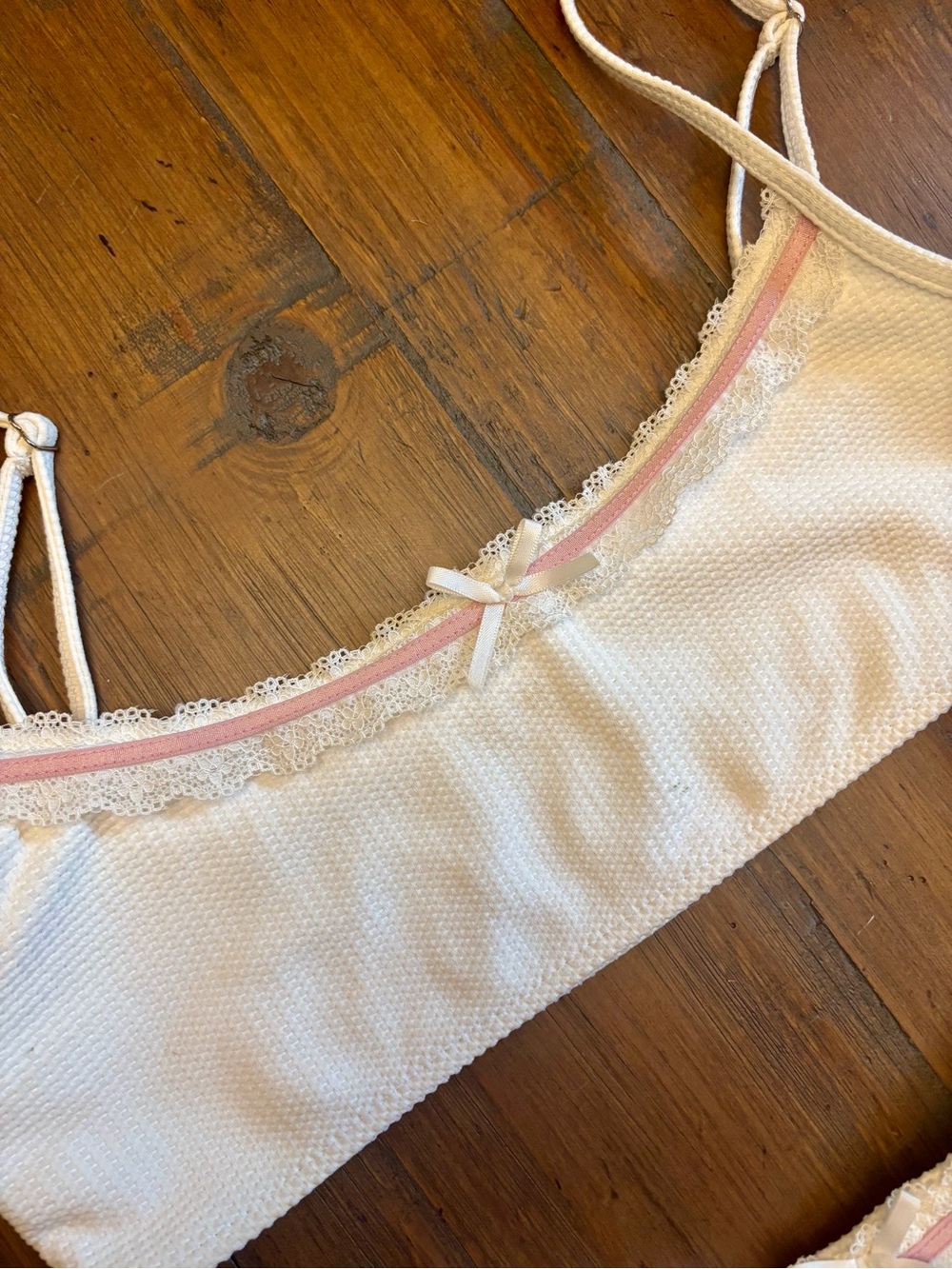 Frankie’s bikinis x Gigi HADID white waffle bikini set - Picture 4 of 14